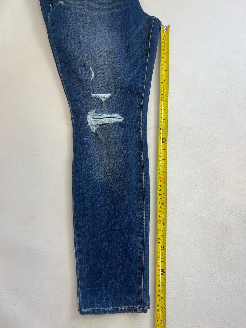 Old Navy Pop Icon Skinny Jeans Distressed Stretch Size 12 Short - Picture 7 of 13